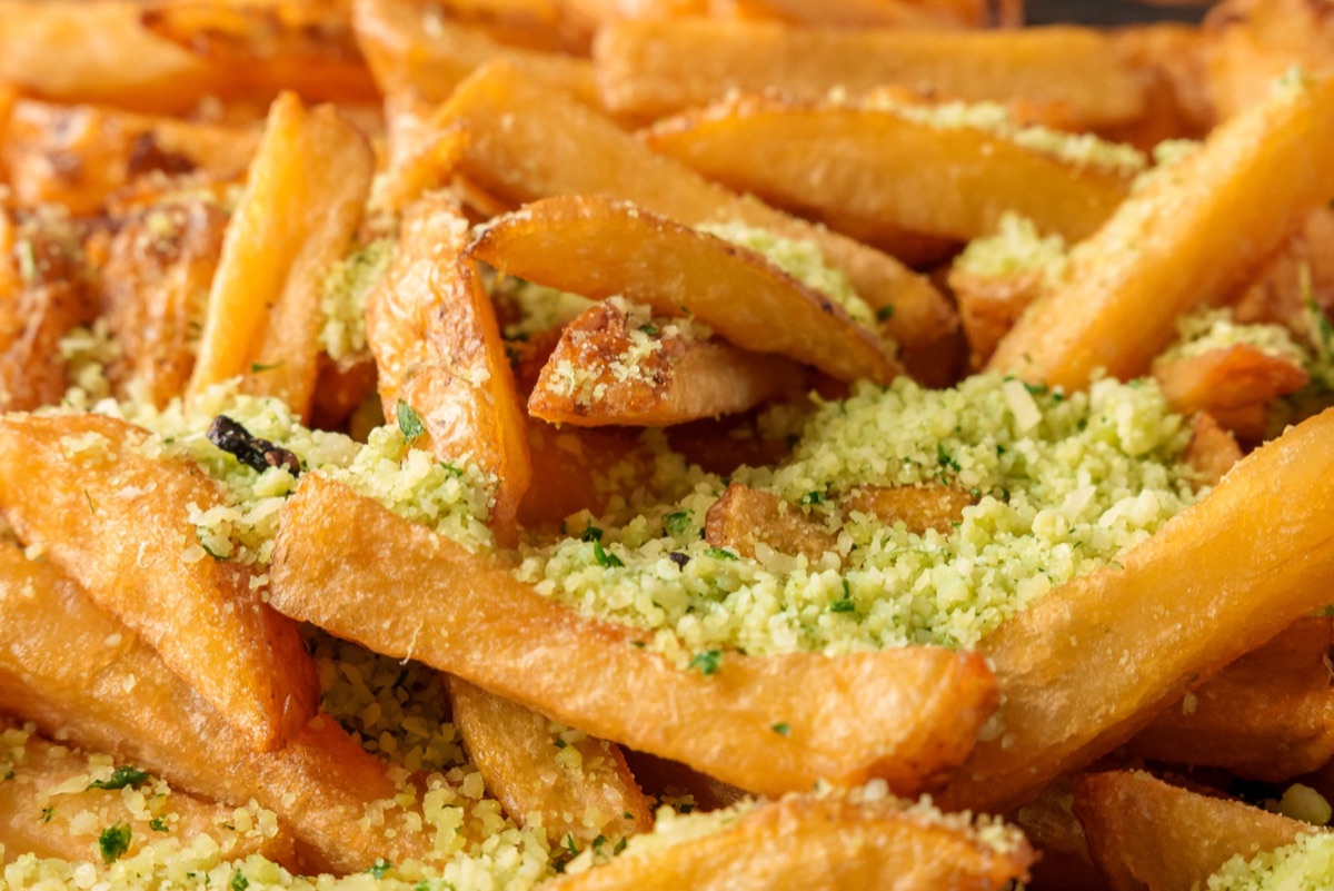 Trippelkokte fries med parmesan og persille