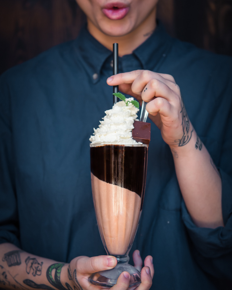 Milkshake med krem og sjokolade